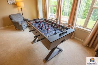4BR Walk-in - Foosball Table - Fire Pit - FREE TICKETS INCLUDED - DV166 - 8