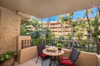 Paki Maui 217 · PM 217 Cozy 1BR Oceanfront Condo w Pool - 2