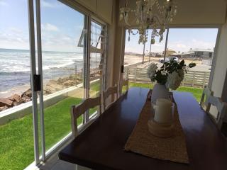 Beachfront Family Luxury Rental - 7