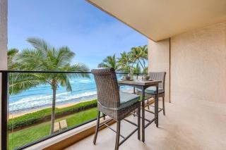 Mahana 302 · MA302 Spectacular BeachFront Studio w Pool AC - 0