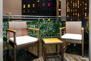 Stylish Apartment - Terrace - City Centre - 2 Bedrooms - Parking 1001M - 1