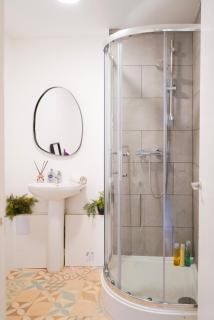 Spacious 3BR Flat Long Stays Short Walk To Euston & Camden Station - 4