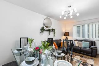 Comfy 3Bedroom Manchester Getaway - 6