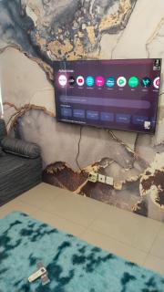 Pakuwon Mall Orchard Tanglin Anderson Tower WIFI Netflix by AquHome - 7