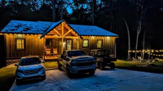 Private Creekside Cabin, Kid and Pet Friendly Retreat, Zipline, Hottub - 2