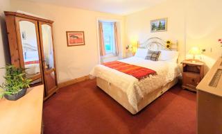 Hollybank - ensuite room & use of large shared kitchen - 5