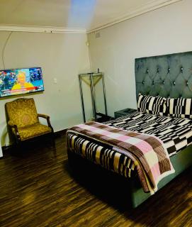 QHAWEKAZI GUEST HOUSe - 3