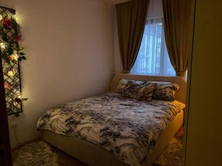 Ellie's Apartments - 9