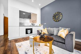 Stylish Apartment - Balcony - JQ - City Centre - Netflix - WiFi 139k - 8