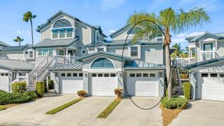 Bayside Escape - 1345 - 6