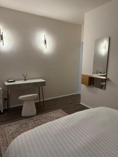 A 2 Bed Luxury Cottage in the heart of 100 Acres - 4