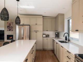 Chalet a Samia - Spa, luxury, Jay Peak view - 4