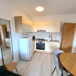 Chic Apartment Frane - 2