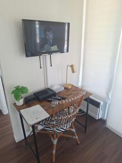 Pacific Monarch 1806 - 4