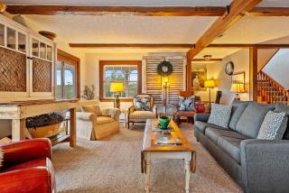 Vineyard Retreat - 2