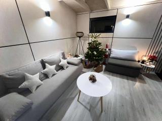 Domček pod Vežami s vírivkou a krbom, priamo pri Skibuse do Jasnej - 3