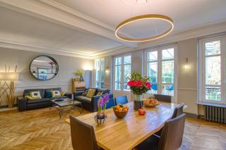 Somptueuse villa au coeur du parc de la princesse - 0