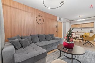 Grand Chalet Poiana Brasov Apartament 4 - 5