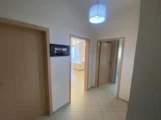 Cozy Apartment with Zoo View - 3