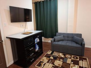 Rey'z Hotel and Suites - 2