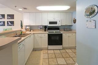 Tybee Summer Winds 523 Condo - 2