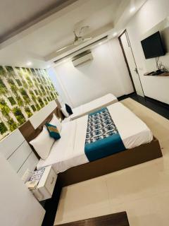 Emerald Pride B & B - 4