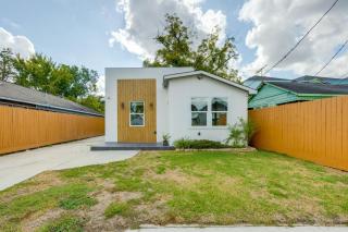 Updated Home with Hot Tub in Houstons Northside! - 7