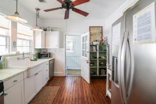 Dutton Waller Cottage - 2