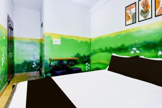 Hotel O A Star Lodge - 8