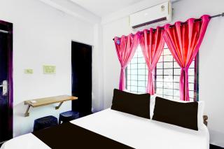 Hotel O A Star Lodge - 2