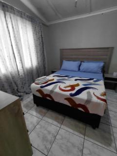 Mama R's Hostel life experience - 3