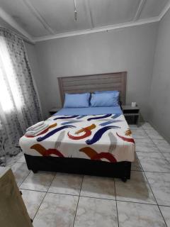 Mama R's Hostel life experience - 5