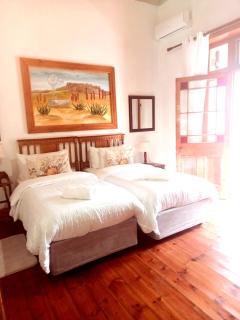 Ravenscliff Manor - 9