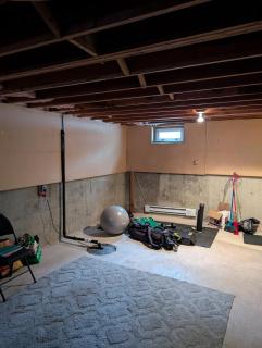 Cozy Quiet Space - Walking Amenities Nearby - 6