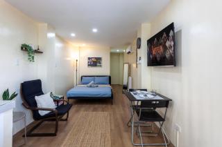 Minimalist Pad UP & Maginhawa Area Fast WiFi - 0