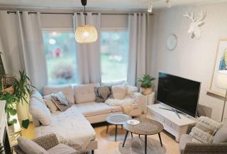 Red wooden house in Rovaniemi - 1