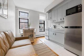 Central Living in Times Square - 9