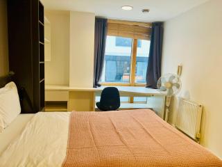 Stuhomes - Arundel House - 6