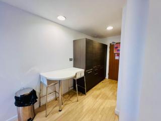 Stuhomes - Arundel House - 2