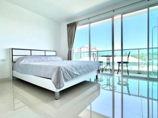 Bangsaray Beach Condo B421 บางเสร่ บีช - 4