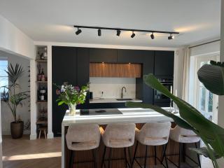 Luxurious sunny beach villa - 0