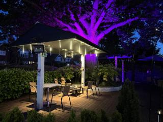 The Gatwick White House Hotel - 5