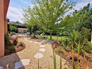 ENTRE RHÔNE et GARRIGUE - 9