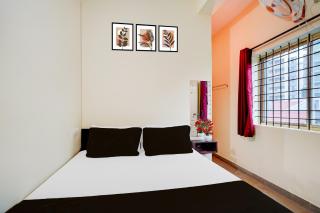 Hotel O BHANUNANDANA BOARDING & LODGING Basaveshwar Nagar - 4