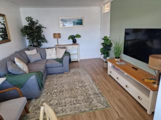 Harry's Retreat in Bude sleeps 4 - 9