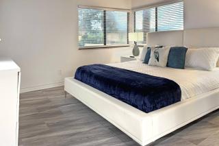 Peaceful Pond Paradise III ~ Ground Floor ~ Water Views - 5