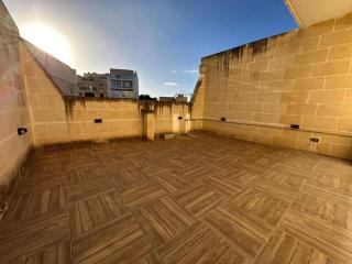 Spacious Bright Apt With billiard Table and Terrace - 7