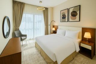Luxury Apartment Fully Furnished Jumeirah Garden City - 3