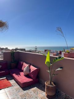 taghoba surf house - 7