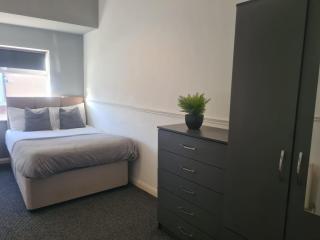 2 bed central apartments - 1